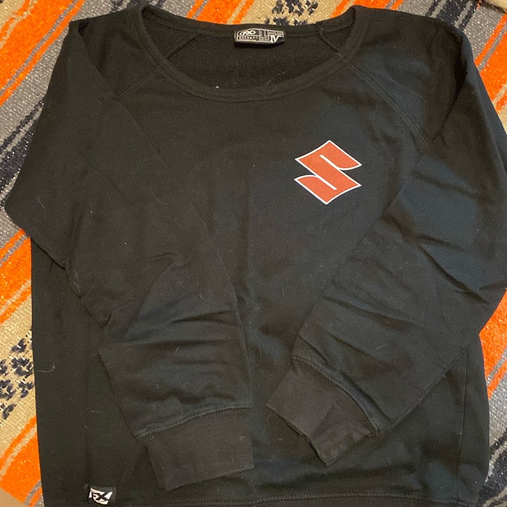 Suzuki sweater